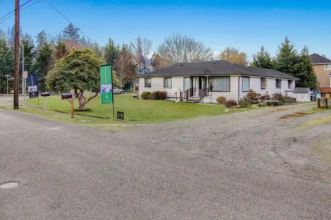 caring arms assisted living community for seniors and adults in puyallup