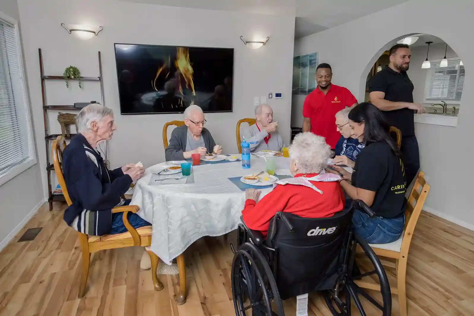 quality food and dining at assisted living home in puyallup