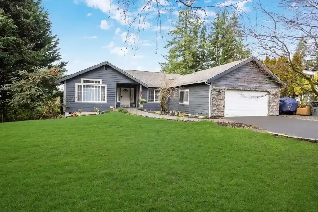 6 bed private care home for seniors in Bonney lake located at 8411 182nd Avenue East, WA 98391